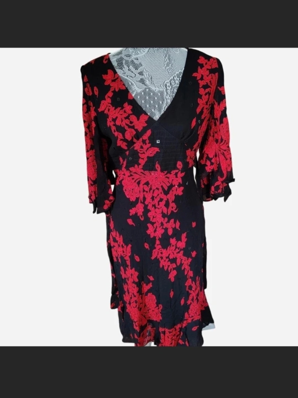 Women's Black & Red Floral Dress